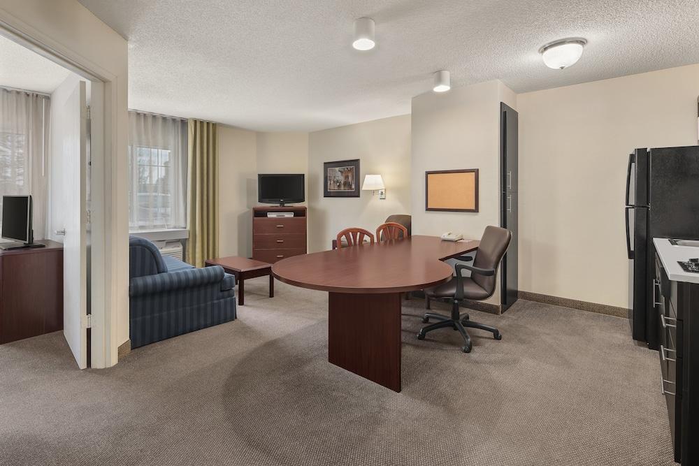 Candlewood Suites Raleigh Crabtree By Ihg Exterior foto