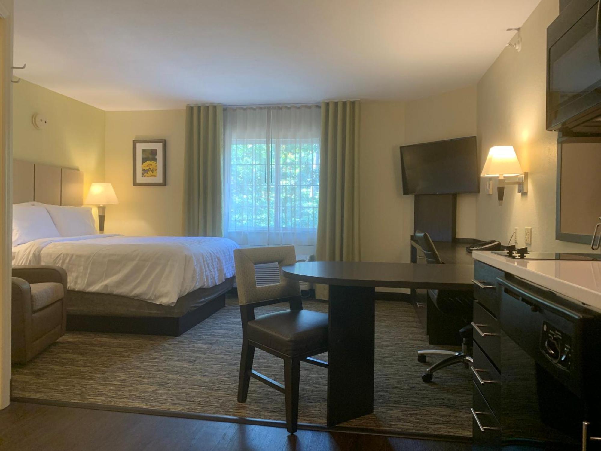 Candlewood Suites Raleigh Crabtree By Ihg Exterior foto