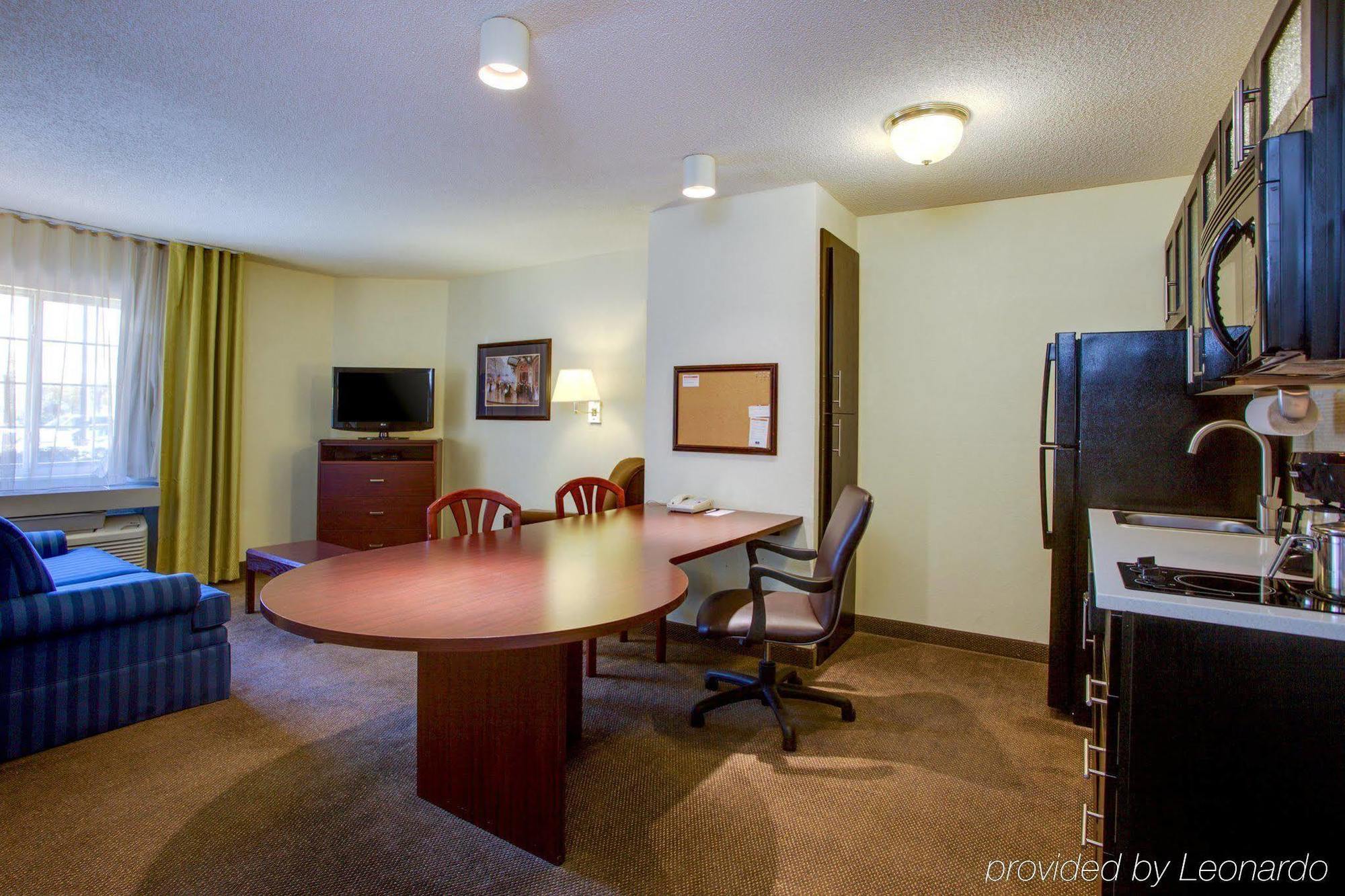 Candlewood Suites Raleigh Crabtree By Ihg Exterior foto