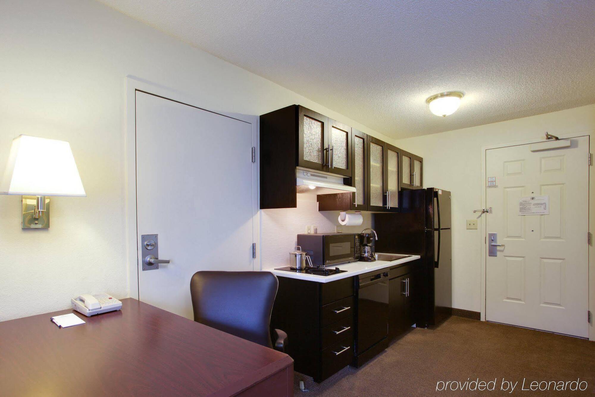 Candlewood Suites Raleigh Crabtree By Ihg Exterior foto